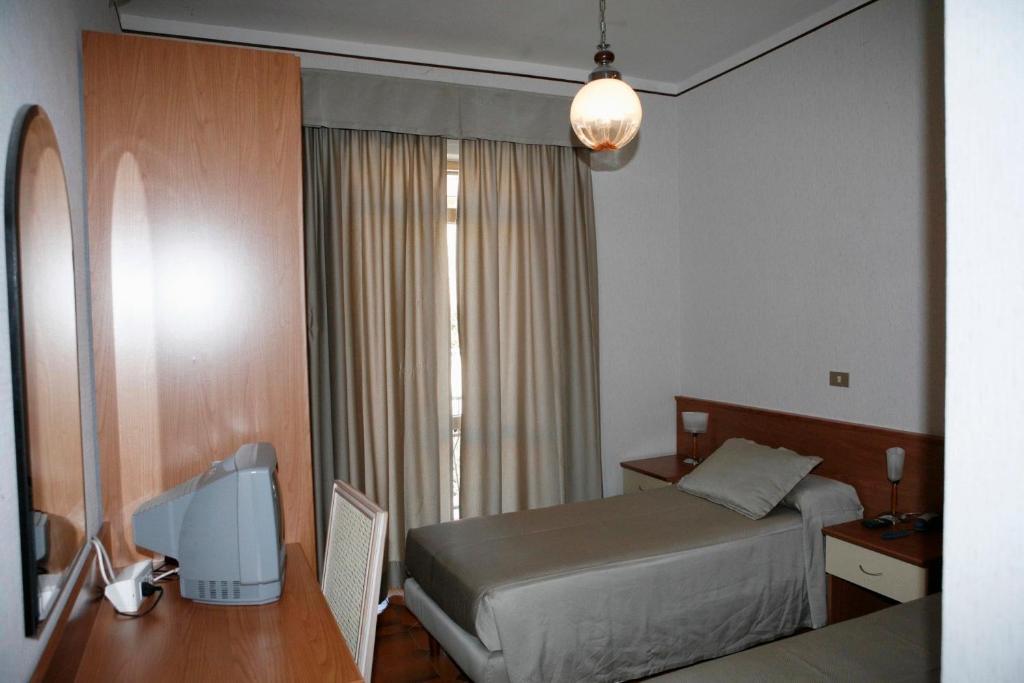 Albergo Amici Varese Ligure Oda fotoğraf